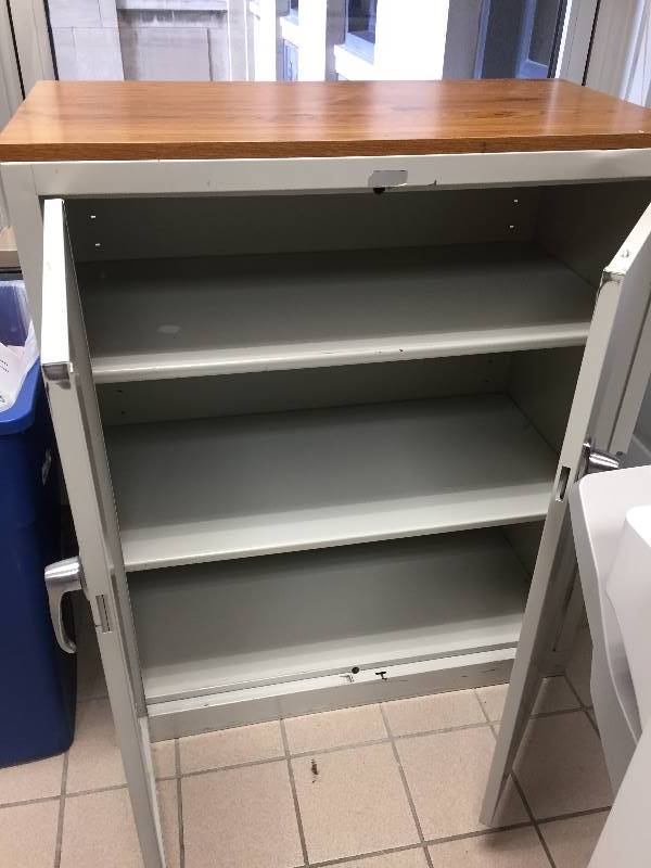 lot 66 image: Metal Cabinet with Doors