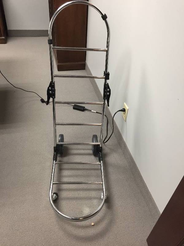 lot 119 image: Folding Wheeled Cart