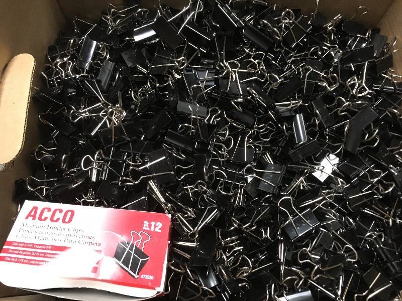 lot 152 image: 100s of Binder Clips