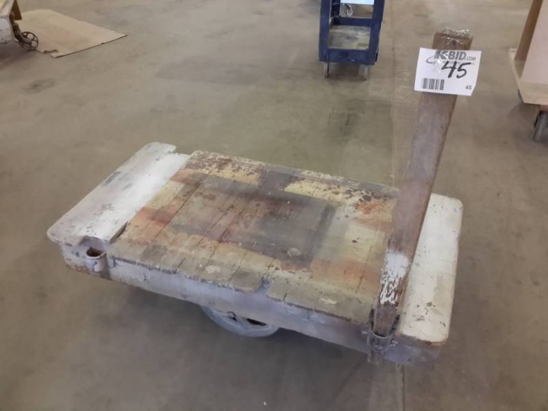 lot 45 image: Antique Railroad cart.. Appear to be NUTTING, but not all have markings..Hardware in excellent shape