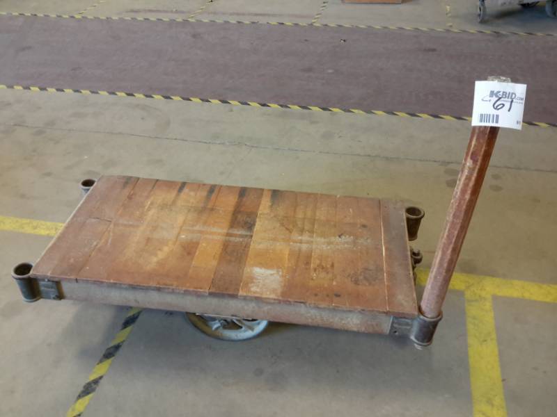 lot 61 image: Antique Railroad cart.. Appear to be NUTTING, but not all have markings..Hardware in excellent shape