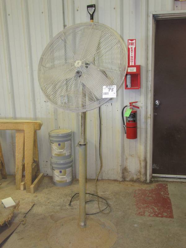 lot 78 image: 36 in upright Fan