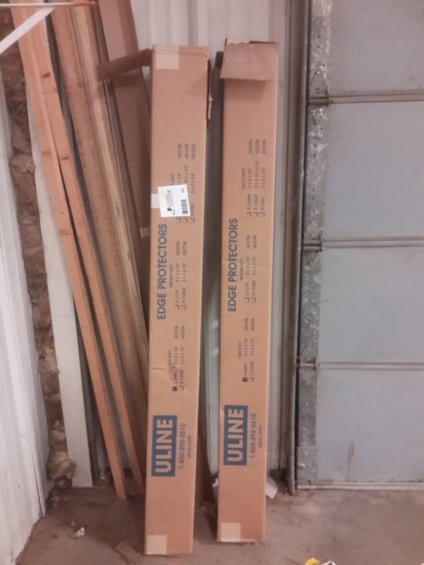 lot 326 image: 2 boxes of Edge Protectors
