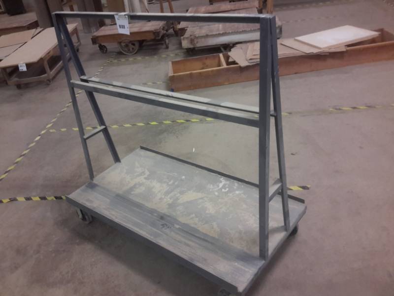 lot 341 image: Upright Material Cart.