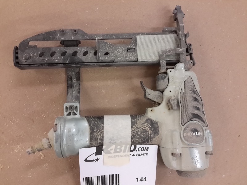 lot 144 image: Hitachi, N 3804AB3(S) 1 12 in Stapler