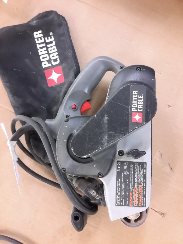 Porter Cable, Model 352VS Variable Speed Belt Sander with Dust