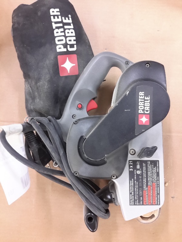 lot 151 image: Porter Cable, Model 352VS Variable Speed Belt Sander with Dust Collection