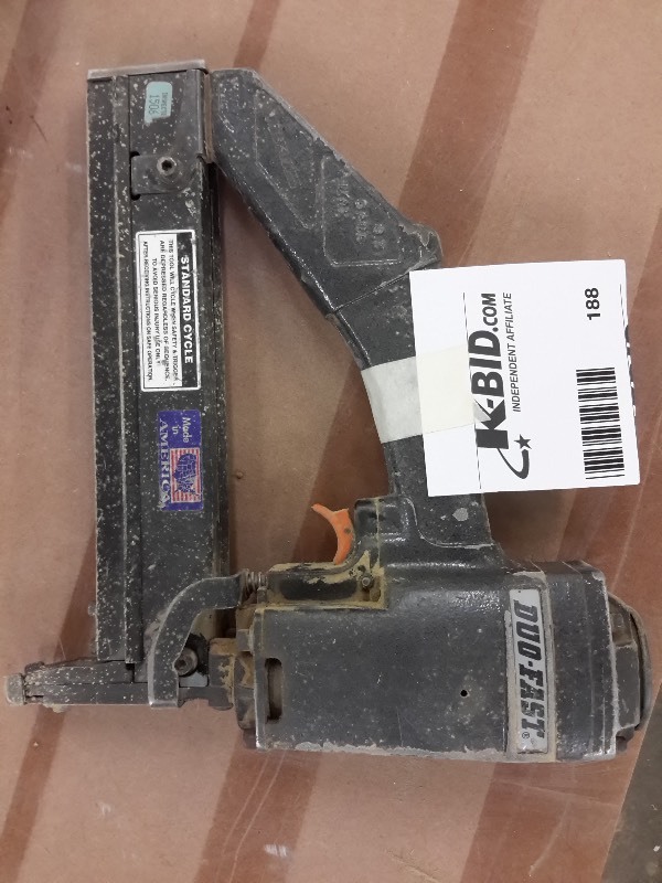 lot 188 image: Duo Fast Model DS-7664BP Stapler