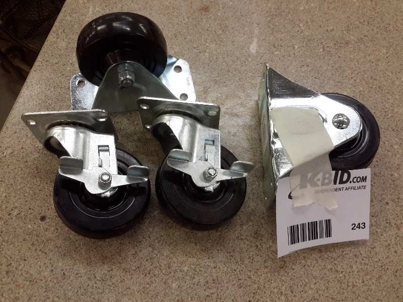 lot 243 image: 4, 3 in, 200-250 lb casters