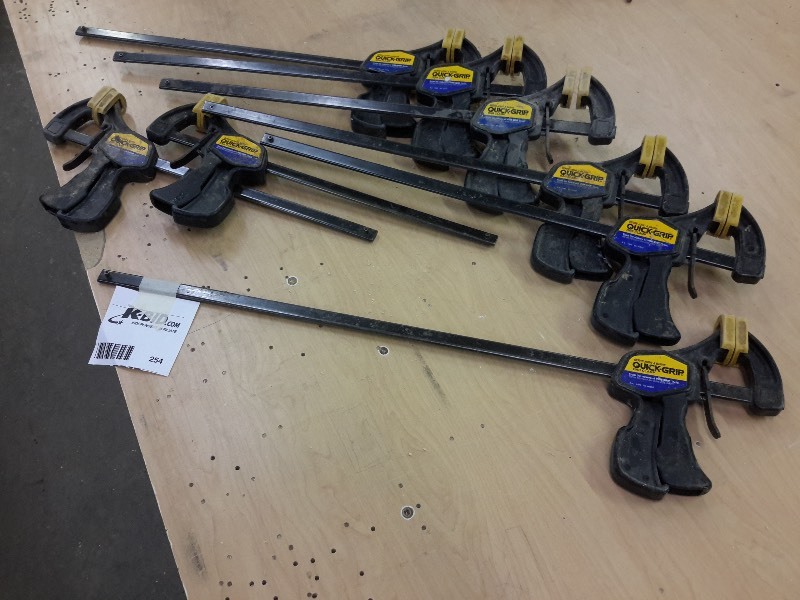 lot 254 image: 8 Quick Grip Bar Clamps