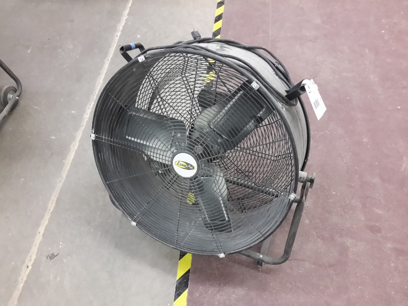 lot 275 image: Commercial exhaust fan. 24in