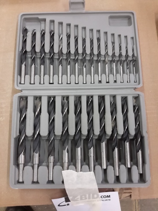 lot 268 image: Lot of drill bits as pictured