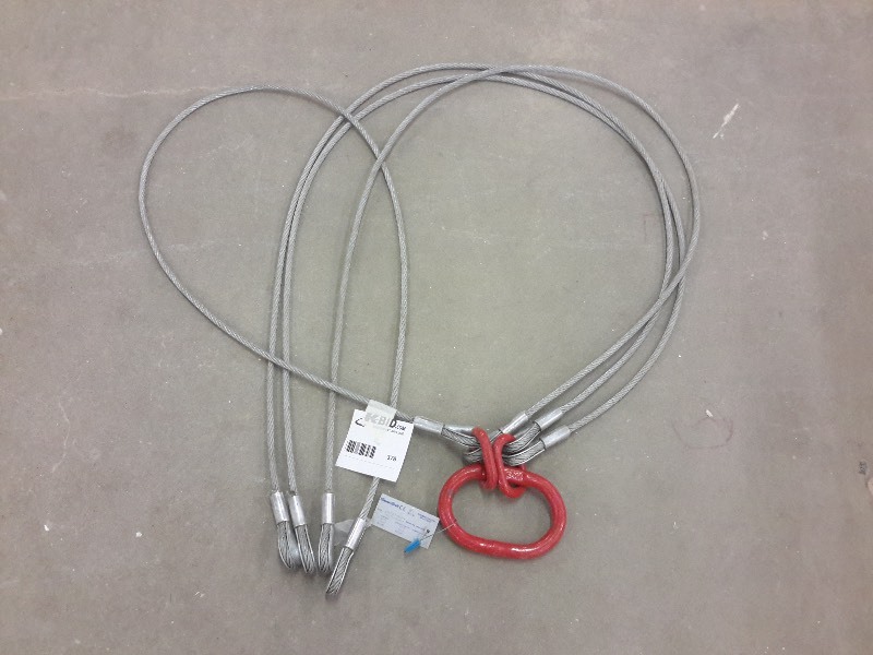 lot 378 image: Set of 4 Cable Chokers.