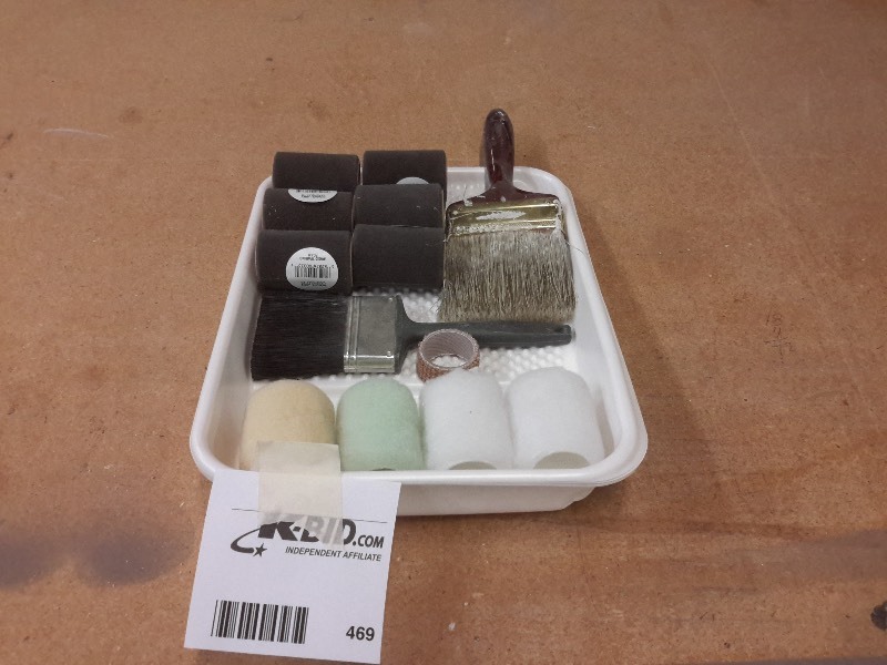 lot 469 image: Paint tray, Rollers and paint brushes as pictured