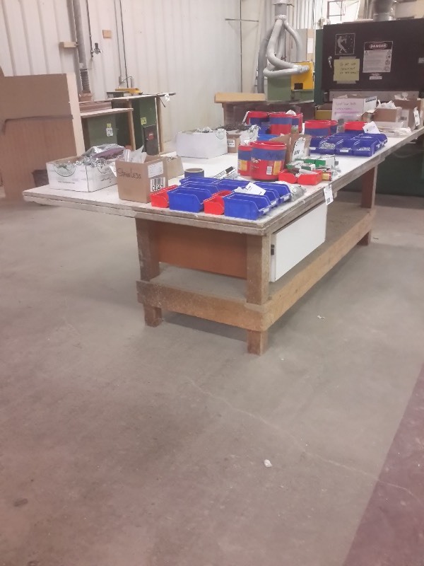 lot 471 image: Work Table.. Dim 4ft x 8ft x 33in h.. Nothing on or under the table.  Bring your own loading help