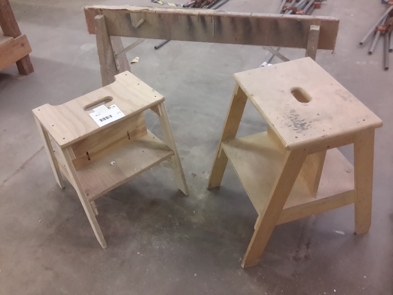 lot 413 image: Two wood stools and saw horse