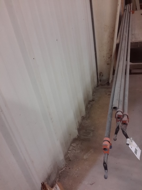 lot 431 image: 3, Pony, 8 Ft Bar Clamps