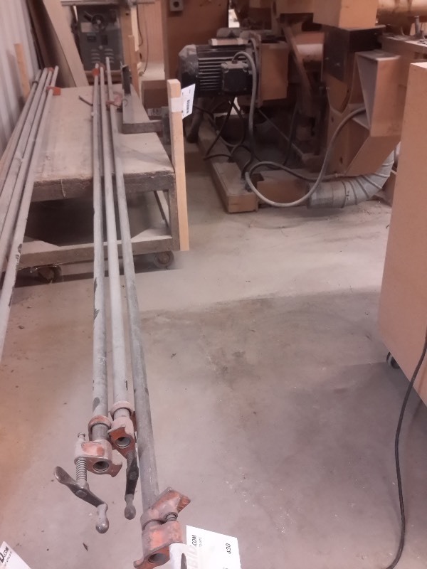 lot 430 image: 3, Pony, 8 Ft Bar Clamps