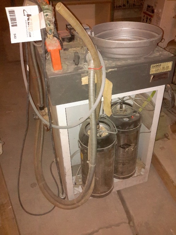 lot 542 image: Dowel Inserting Machine.. Ganner, 252S