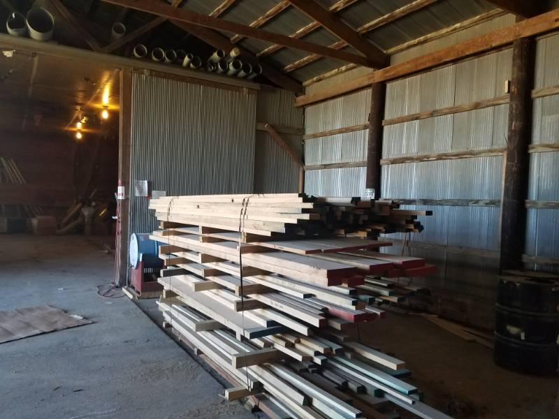 lot 549 image: Lot of Misc. sizes lengths of HARDWOOD lumber