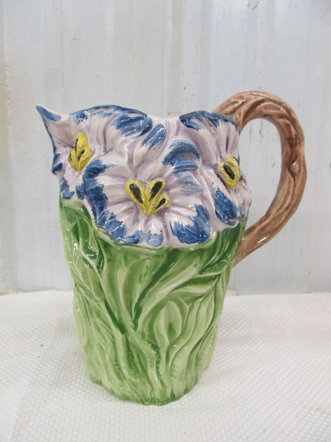 lot 13 image: Signed Vintage Italian Majolica Pitcher