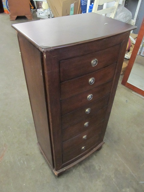 lot 63 image: Large Felt-Lined Jewelry Cabinet
