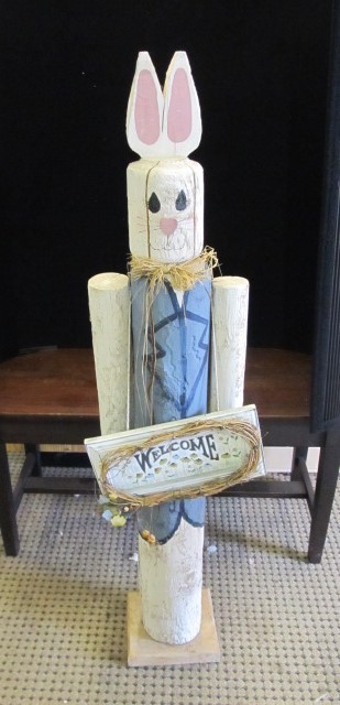 lot 111 image: LARGE Wooden Bunny Yard Art Statue