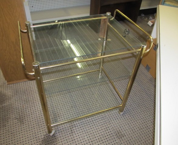 lot 115 image: Vintage Brass & Glass Tea Cart