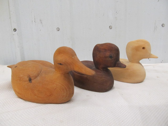lot 137 image: 3 Vintage Hand Carved Unpainted Duck Decoys