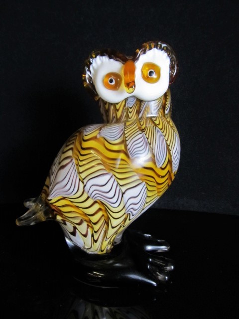 lot 150 image: Vintage Murano Art Glass Owl