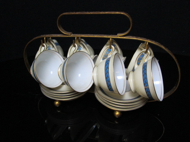 lot 156 image: 16-Piece NORITAKE Cup & Saucer Set wDisplay stand
