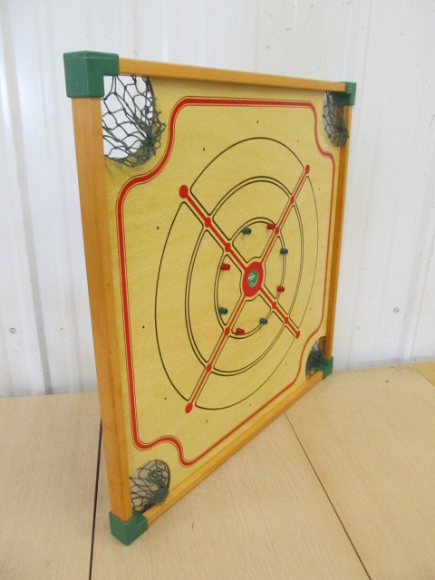 lot 103 image: NICE Vintage Carom Game Board