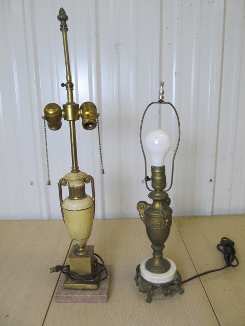 lot 234 image: 2 Vintage 1930s Era Table Lamps