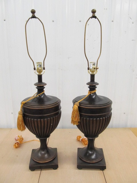 lot 248 image: Nice Pair of Large Neoclassical Table Lamps