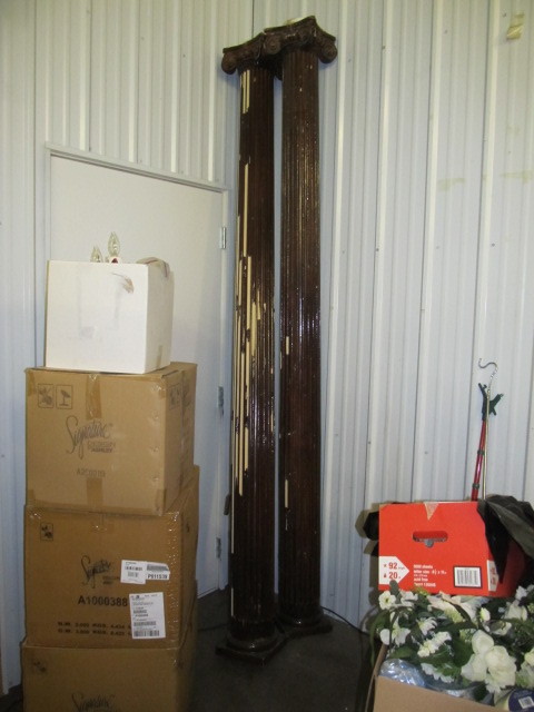 lot 52 image: Large 9 Architectural Pillars
