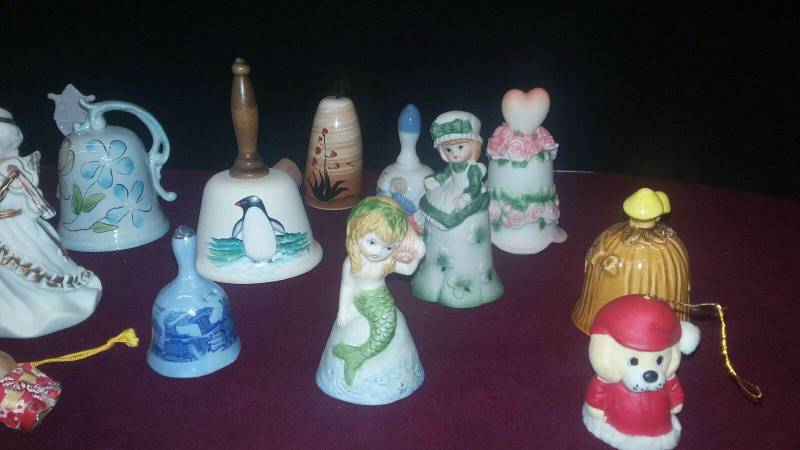 lot 70 image: Large Lot of Decorative Bells