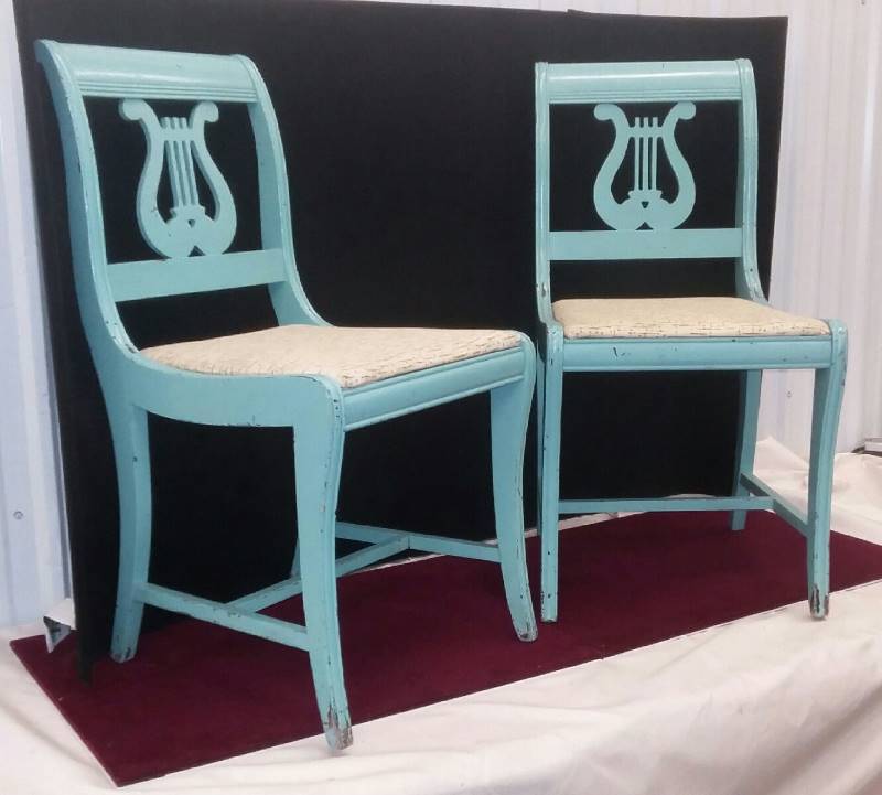 lot 121 image: Great Looking Vintage Mid Century Blue Painted Side Chairs