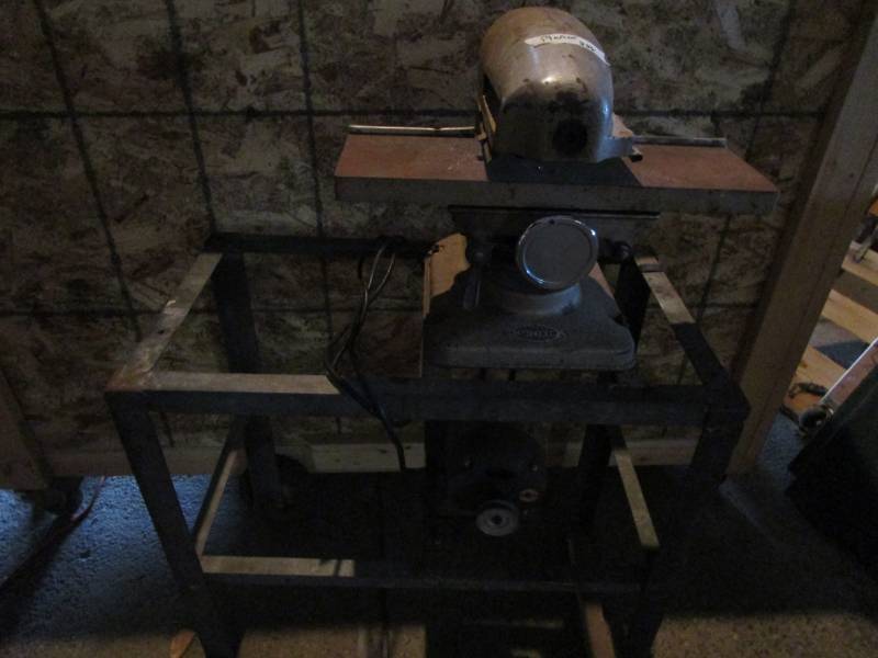 Craftsman Planer on stand (tested works)