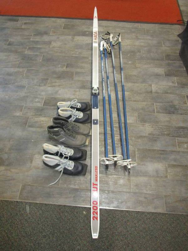 Cross Country Skis, Shoes of different sizes and 2 sets of poles
