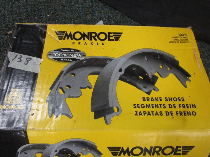 Rear brake shoes 2005-2006 chevy Equinox, 2001-2005 pntiac aztek. 2006 pontiac torrent and 2002-2007 Saturn Vue
