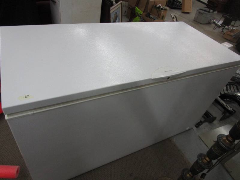 Frigidaire freezer with dividers inside
