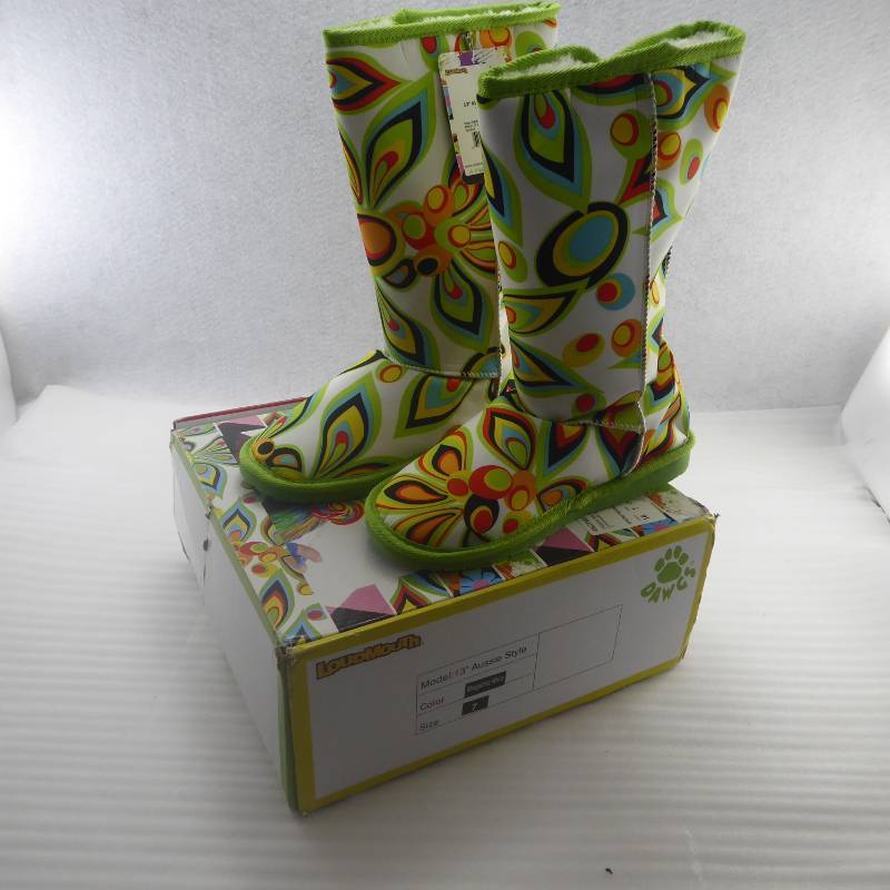 lot 38 image: Brand New Dawgs Womens 13 Loudmouth Boots Size 7