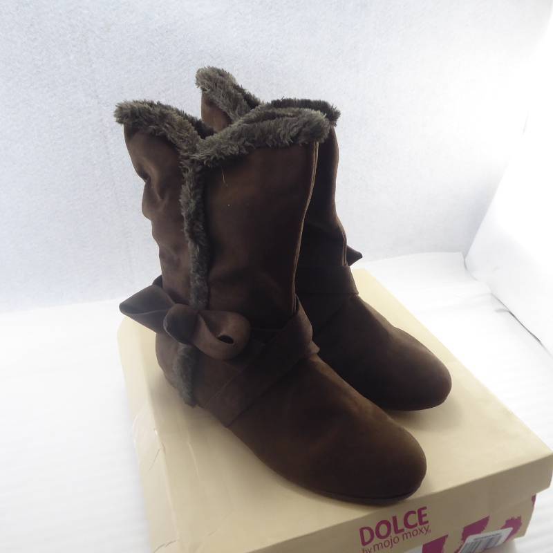 lot 42 image: Brand New Dolce Womens Hopper Short Boots Size 8