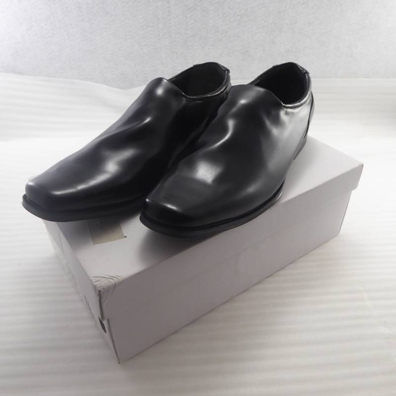 lot 61 image: Brand New Robert Wayne Mens State Slip-On Dress Shoes Size 11