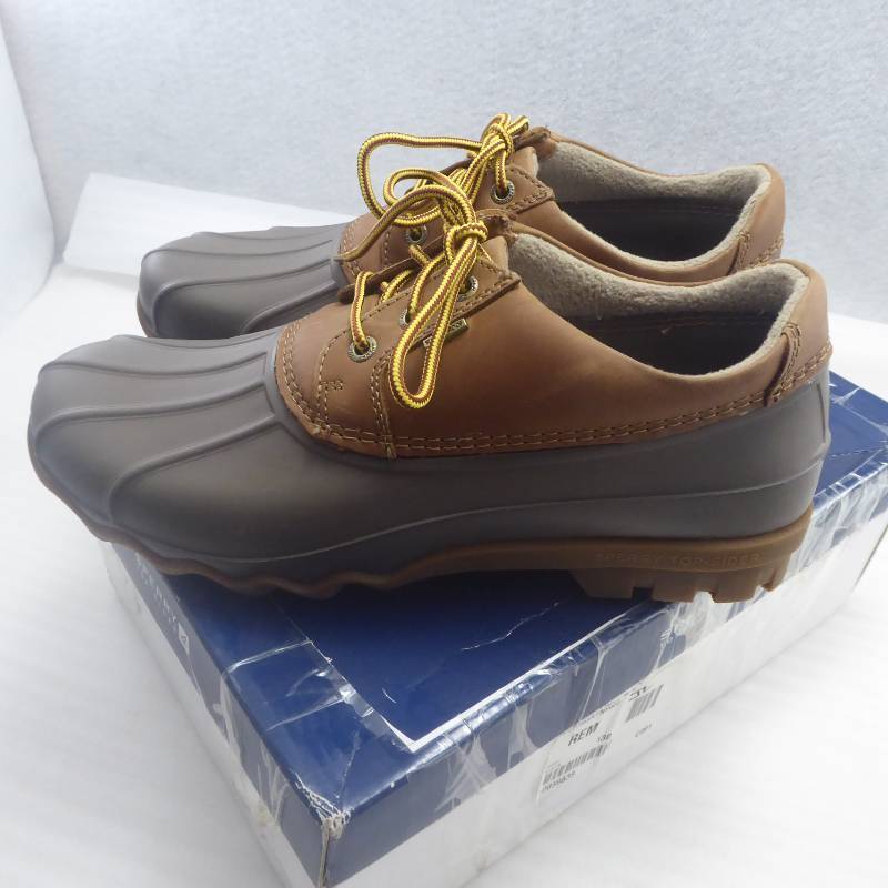 lot 83 image: Brand New Sperry Mens Avenue 3-Eyelet Duck Boots Size 8.5