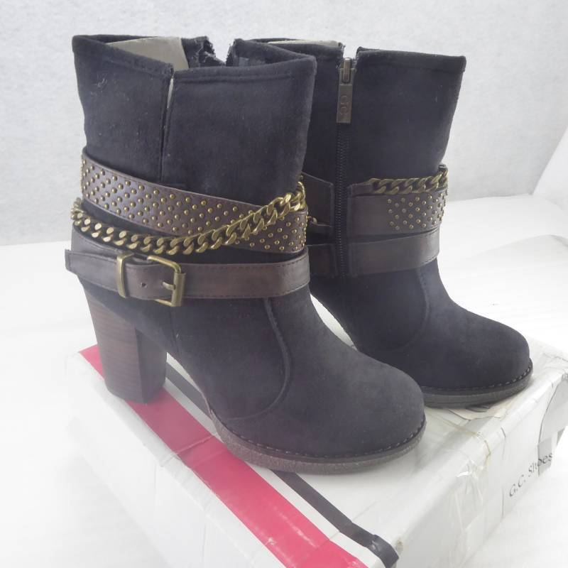 lot 93 image: Brand New GC Shoes Womens Secret Crush Boots Size 6