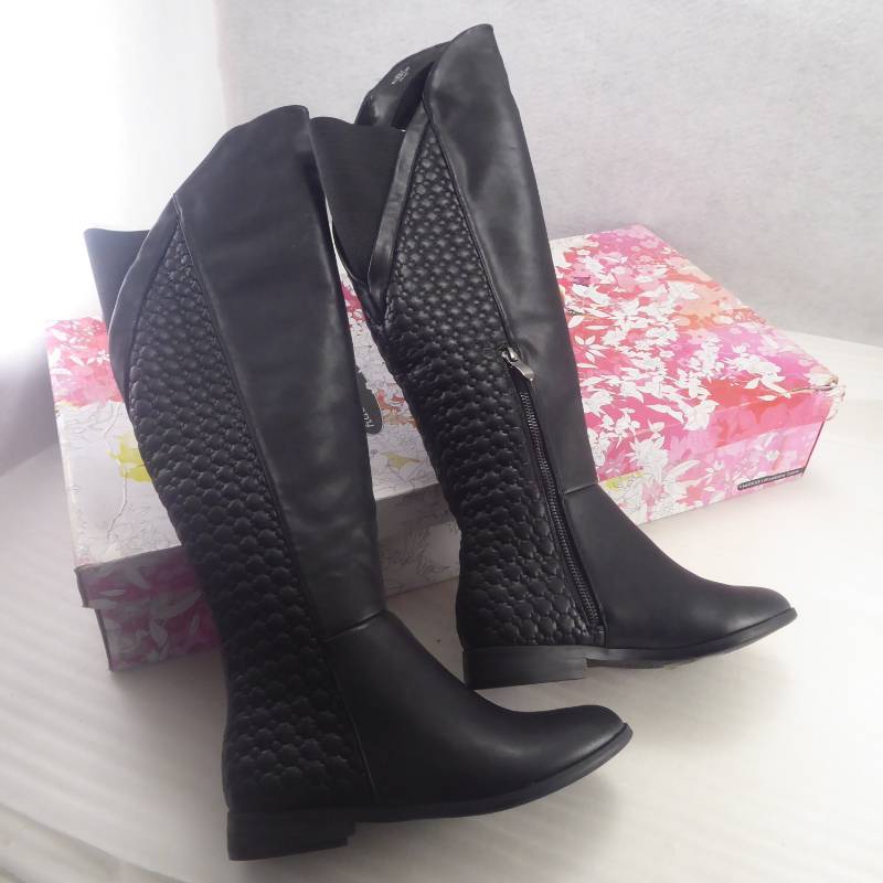 lot 101 image: Brand New Chinese Laundry Womens Racer Over Knee Boots Size 6