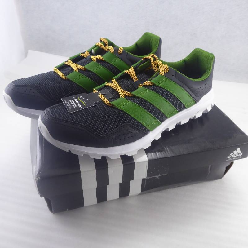 lot 126 image: Brand New adidas Mens Slingshot TR Running Shoes Size 11