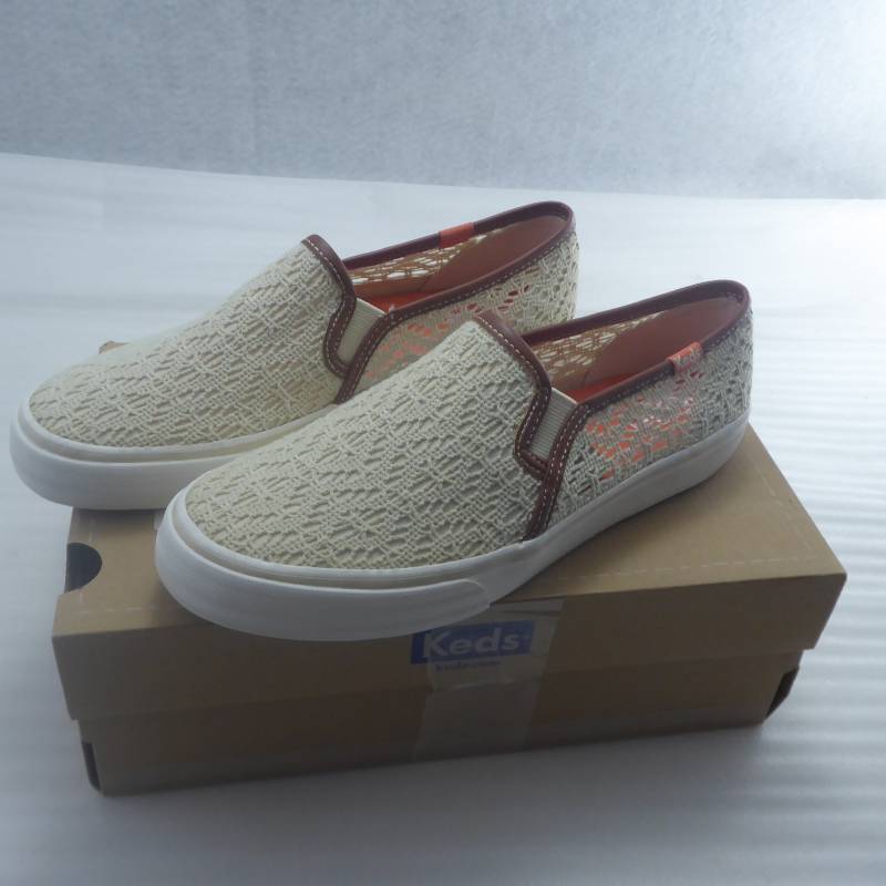 lot 163 image: Brand New Keds Womens Double-Decker Crochet Slip-On Shoes Size 7.5
