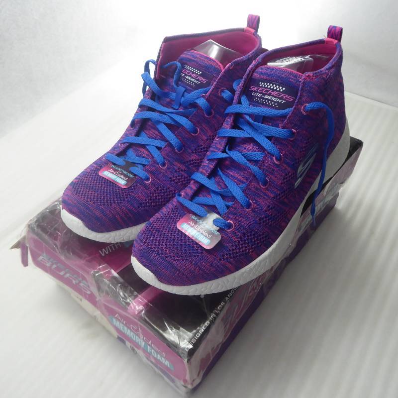 lot 178 image: Brand New Skechers Womens Divergent Walking Shoes Size 10